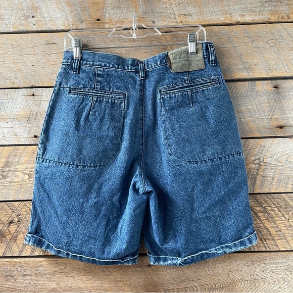 Vintage UnionBay High Waist Denim Shorts Jorts Women’s Size 32 Pleated 90s - Picture 2 of 13
